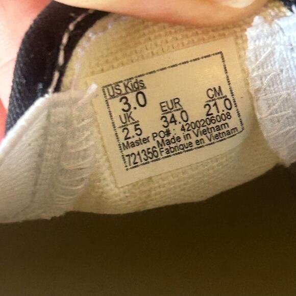 NEW Vans Kids Boys Classic Slip-On Dino Asphalt Low Print Gray Sneaker Shoes 3 - Picture 10 of 11